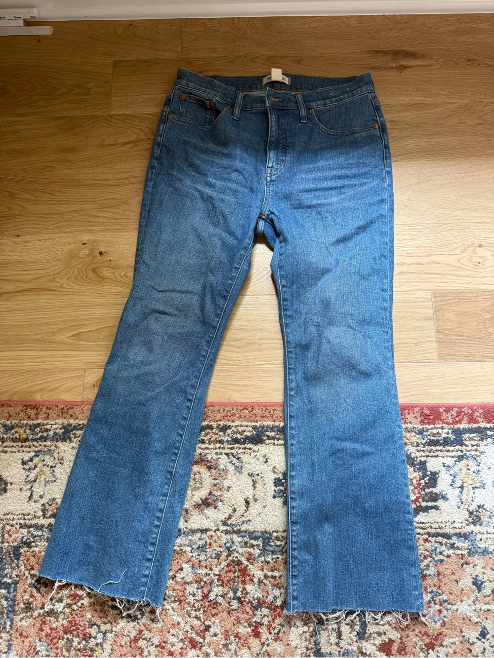 Madewell Mid-Rise Kick Out Jeans - Picture 3 of 7
